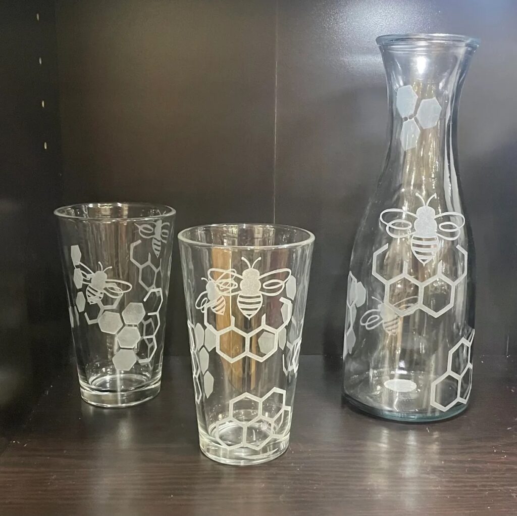 SPECIAL ORDER GLASS AND PITCHERS HONEYCOMB & BEES