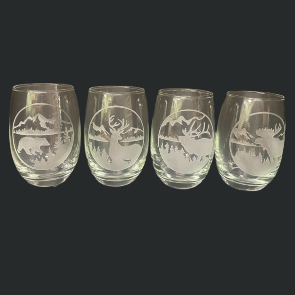 Lodge Series Stemless Wine Glass CCD. Dishwasher Safe and sand blasting results in crystal clear image.